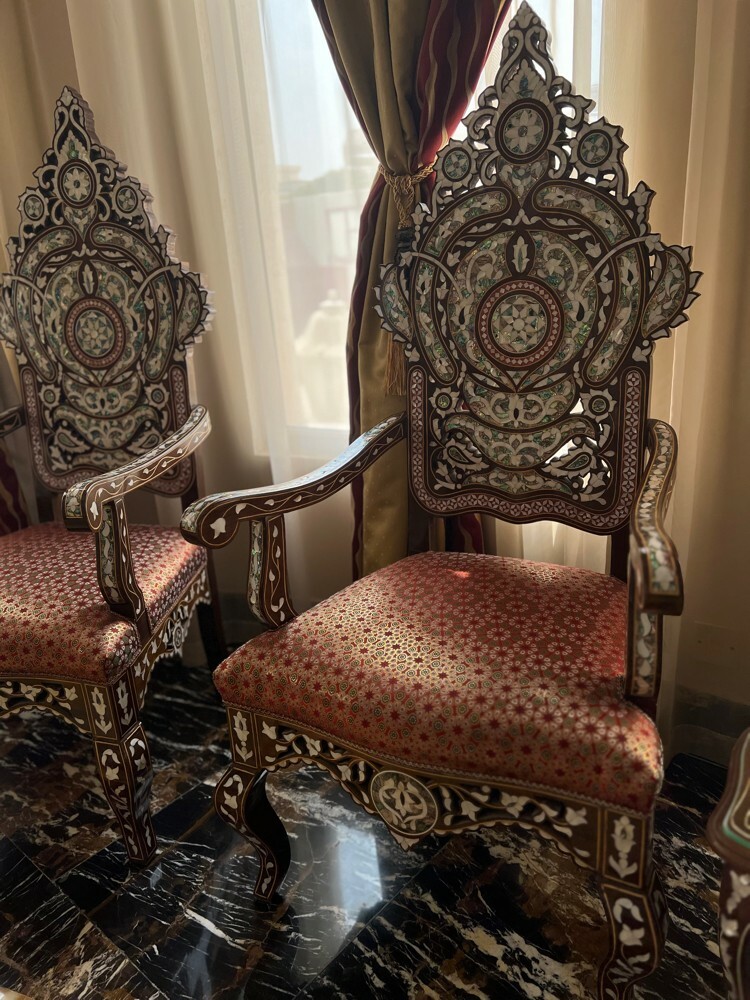 طقم كراسي تحفة للبيع - 12