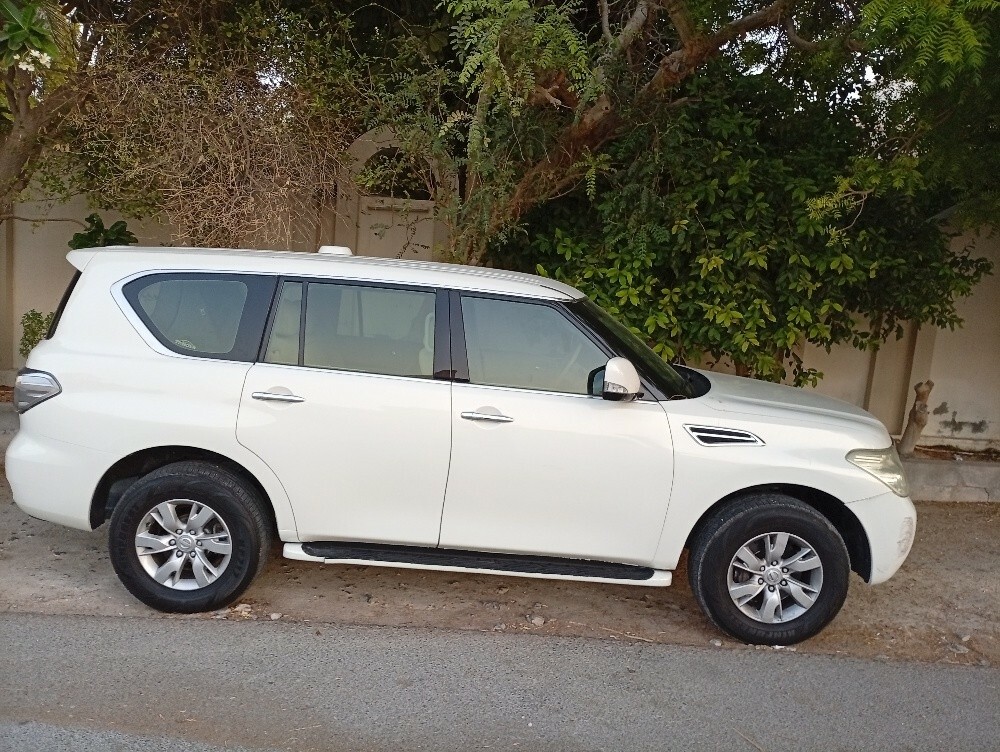 nissan patrol - 2