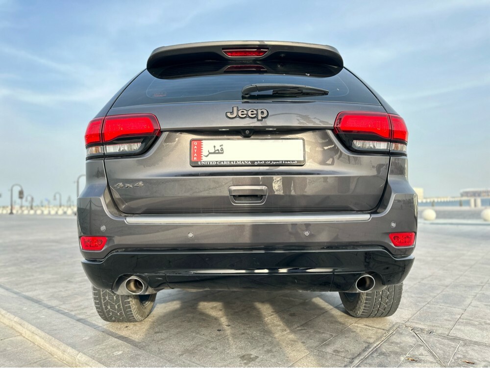 Jeep Grand Cherokee Overland - 5