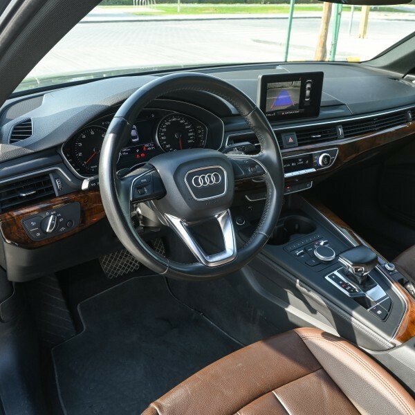 2018 Audi A4 30TFSI — photo 8 for sale in Qatar