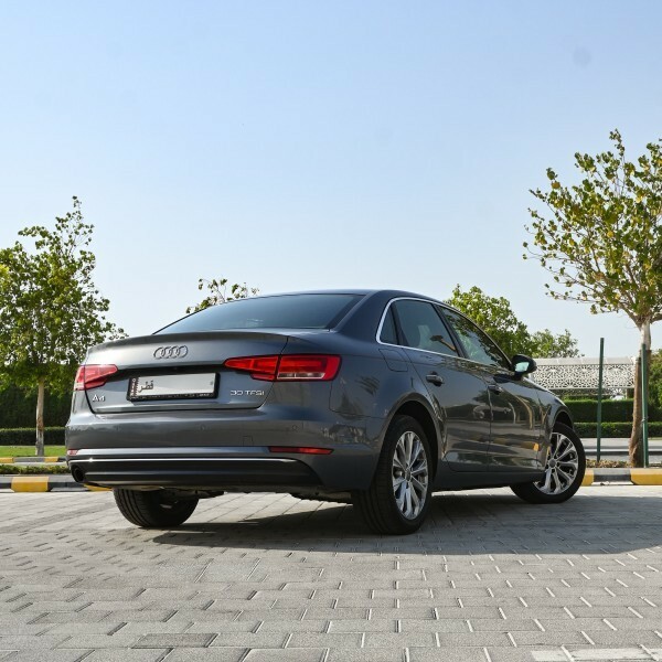 2018 Audi A4 30TFSI — photo 6 for sale in Qatar
