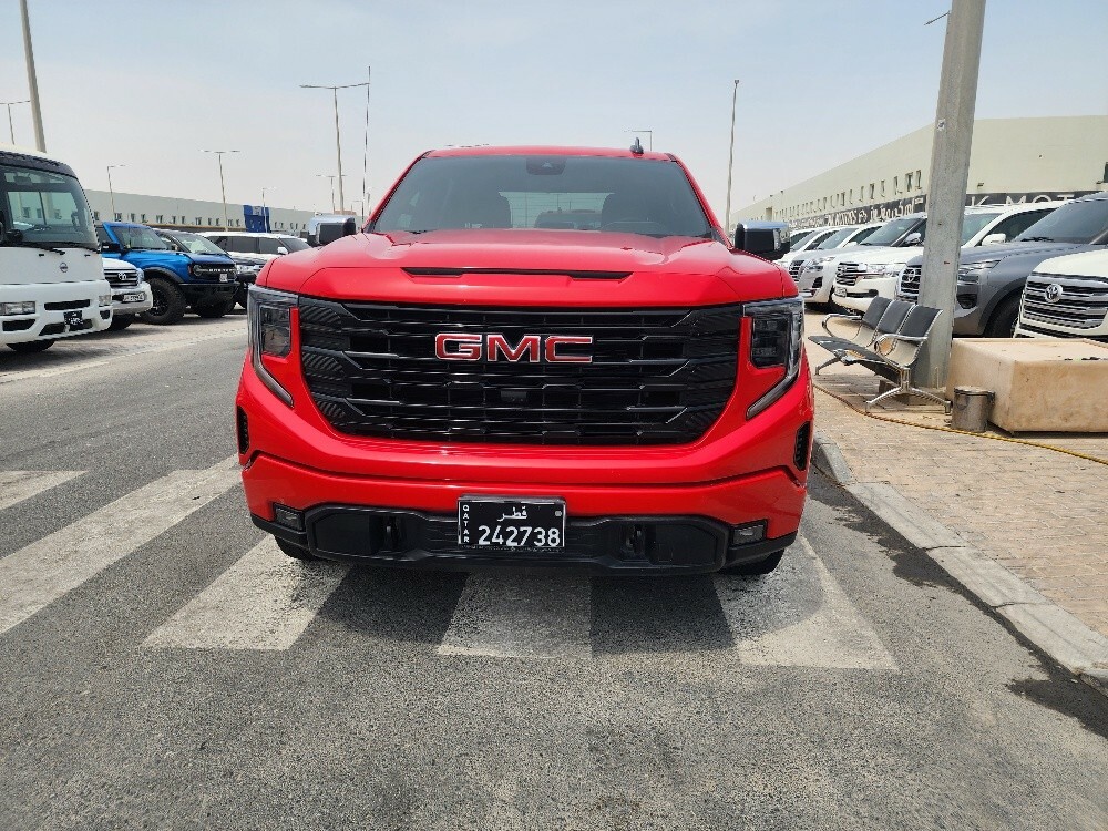 GMC Elevation — photo 1 for sale in Qatar