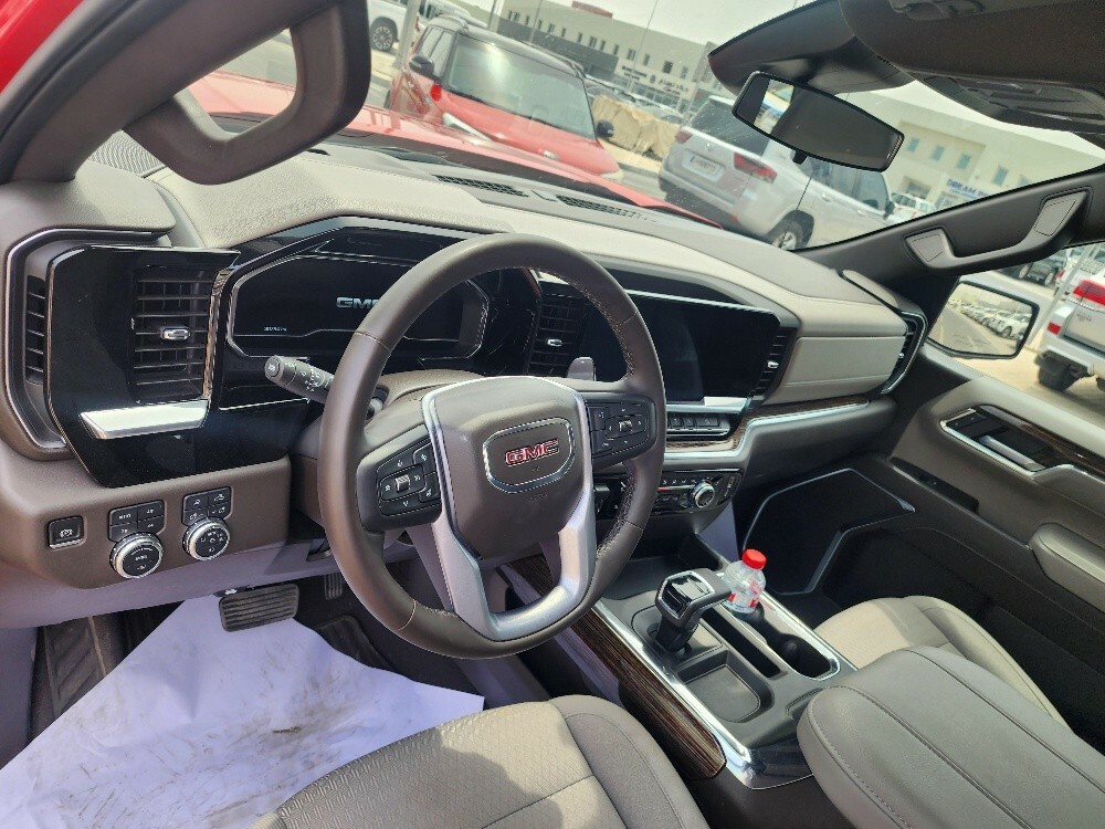 GMC Elevation — photo 7 for sale in Qatar