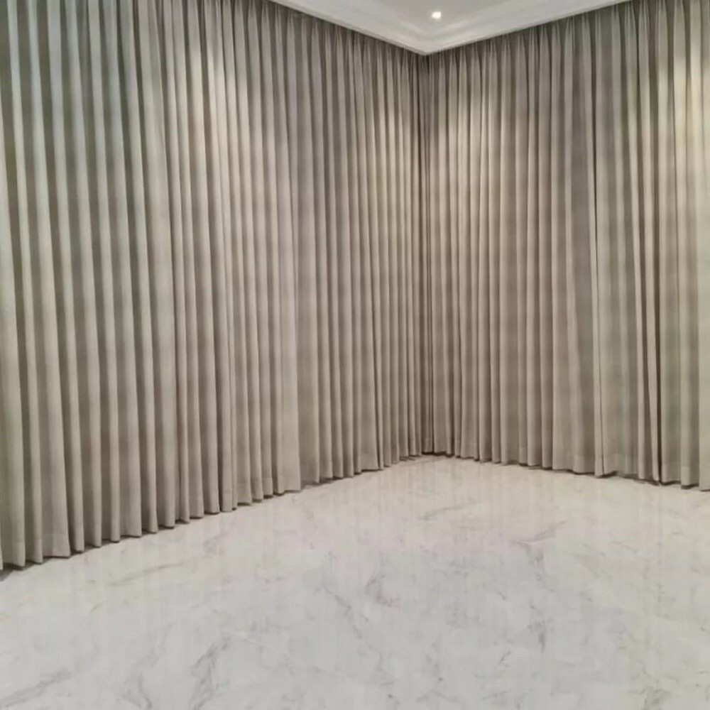 curtain - 3