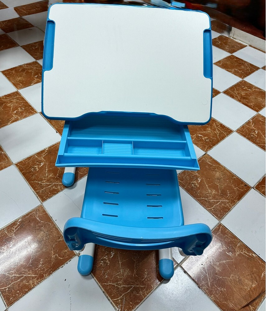 Kids Study Desks – MI CASA Brand - 2