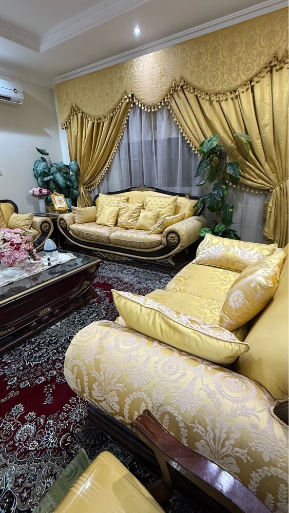 2 sets of seating area+tables - 1