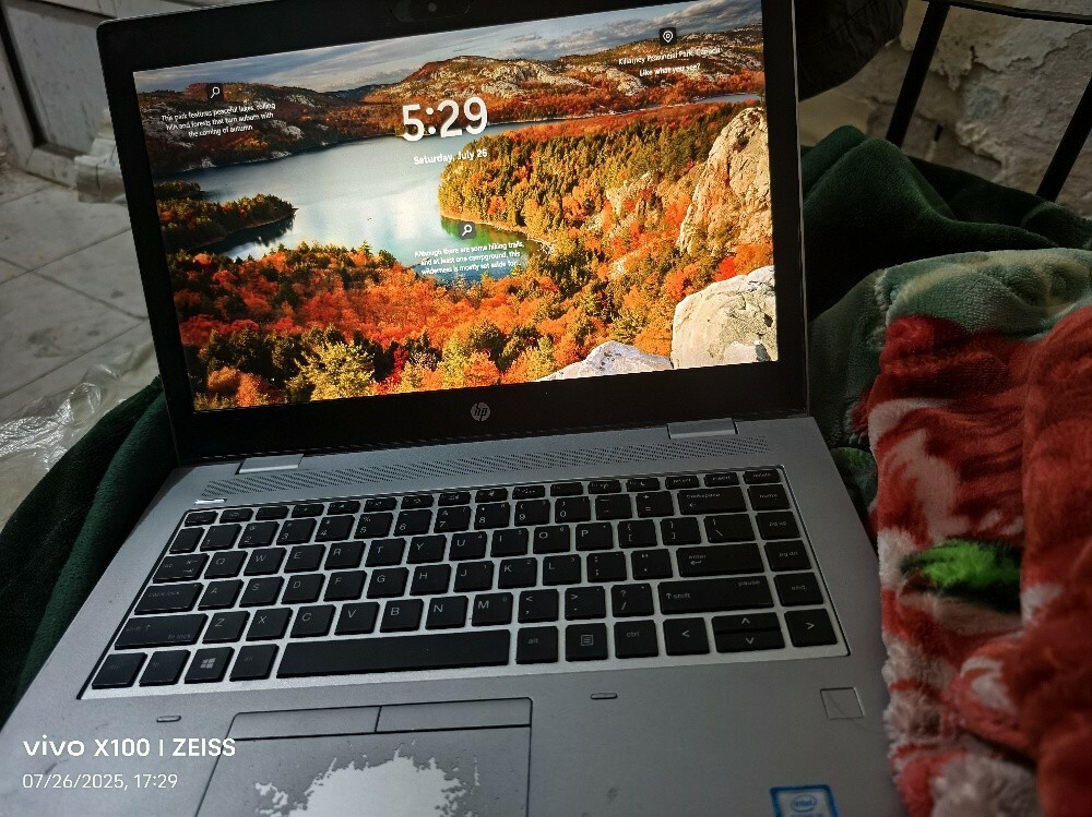 HP Vpro i5 8th generation - 1