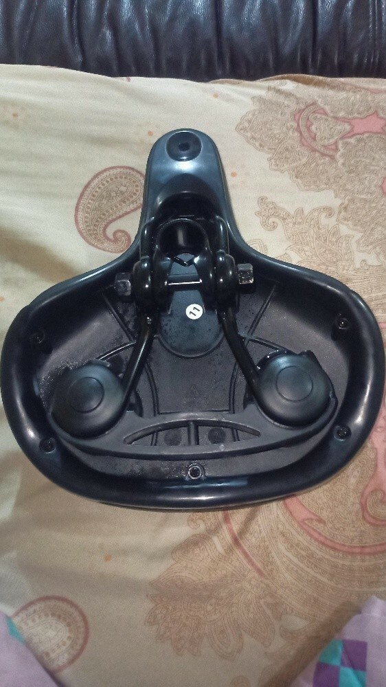 Hummer Bicycle Seat - 2