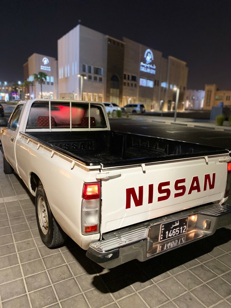 Nissan Pickup Single Cab - 2