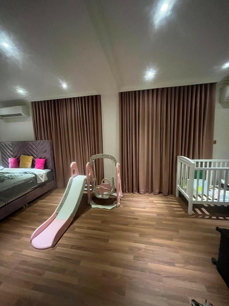 Carpet curtains - 11