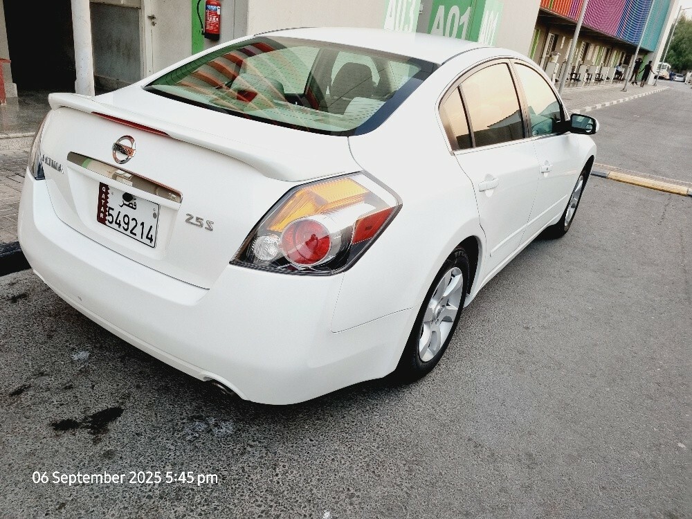 Nissan Altima 2009 2.5S - 10