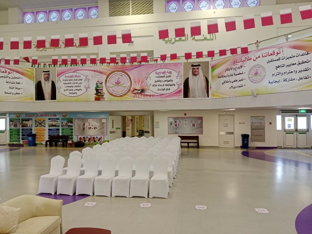 تأجير كرسي مع طاولات - 17