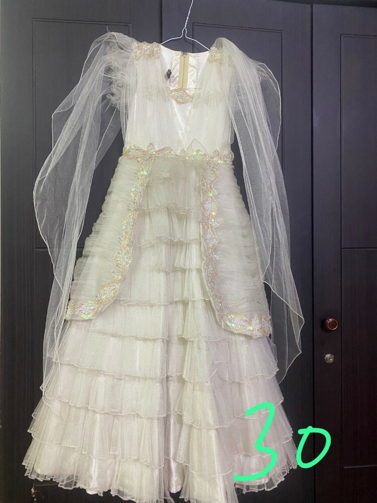 فساتين - 1