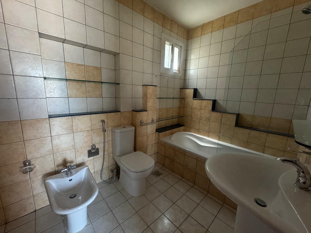 Compound Villa For Rent   - 12