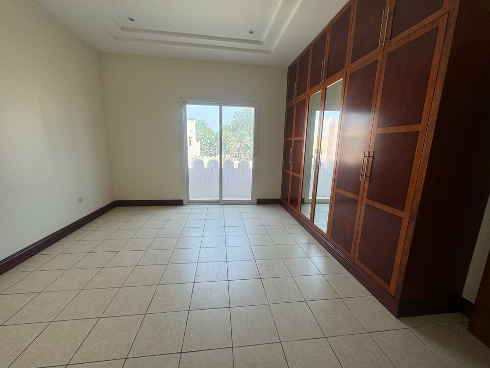 Compound Villa For Rent   - 13