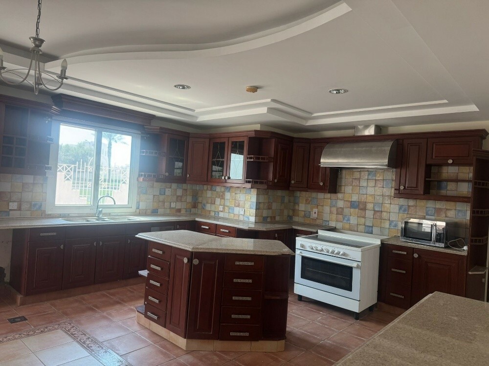 Family villa in compound for rent - 7