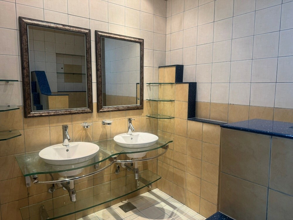 Family villa in compound for rent - 9