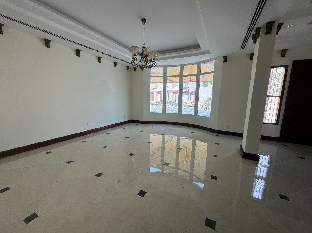 Family villa in compound for rent - 20