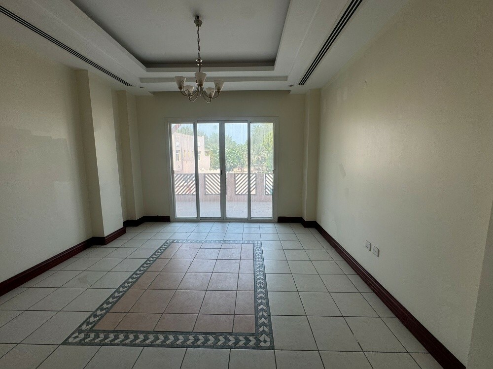 Family villa in compound for rent - 23