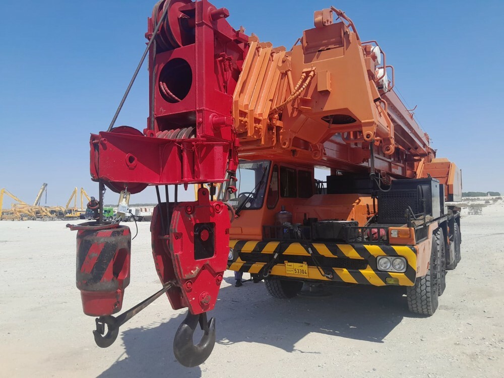 KATO NISSAN 100 TON - 3