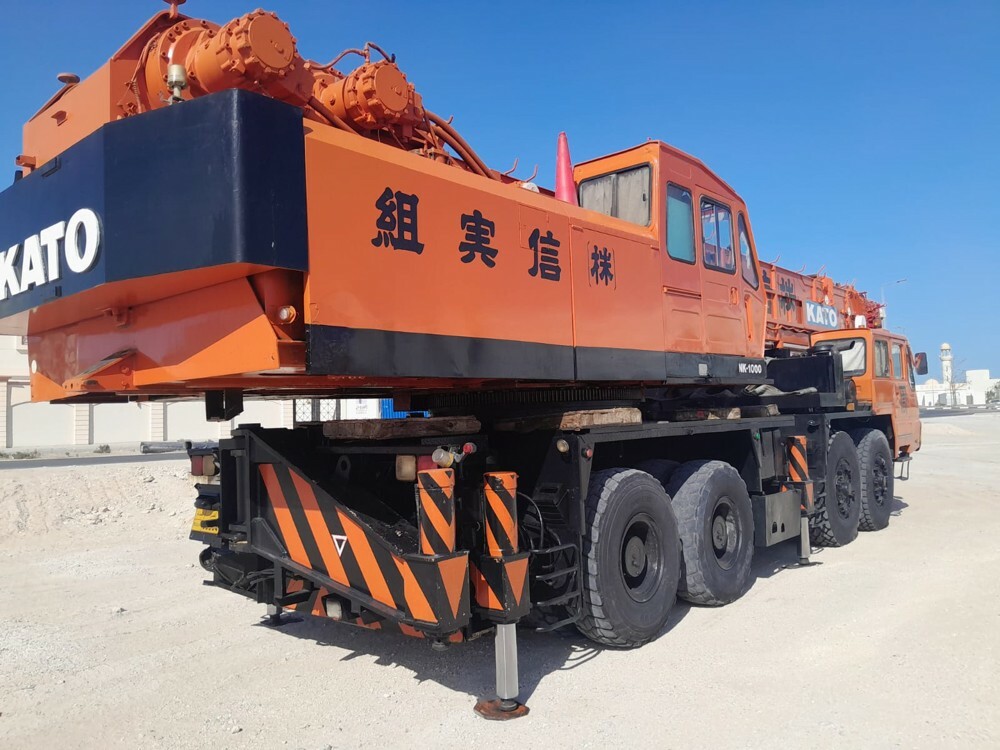 KATO NISSAN 100 TON - 1