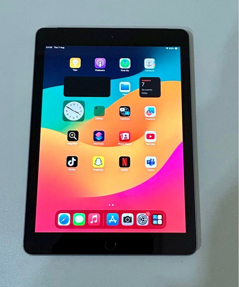 iPad 6 generation  - 3