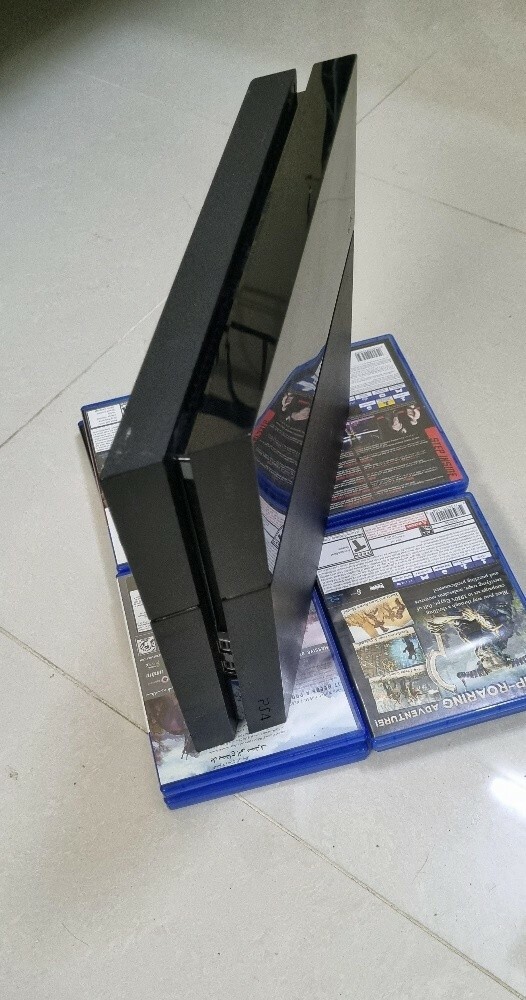 PS4 WITH ALL GAMES AS SHOWN - 9