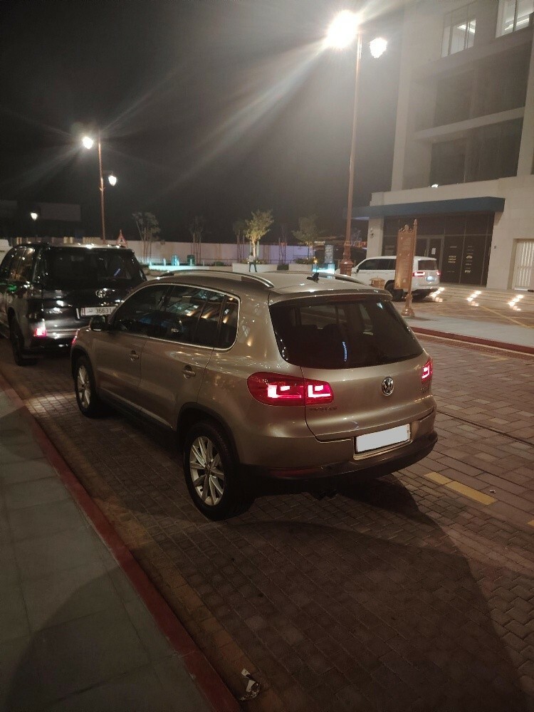 Volkswagen Tiguan 2.0 TSI Turbo - 2