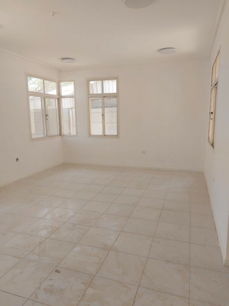 للبيع عماره مؤجره بالنجمه - 2