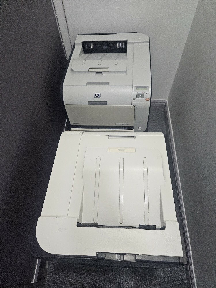 HP laser jet  Pro 400 and CP2025 - 4