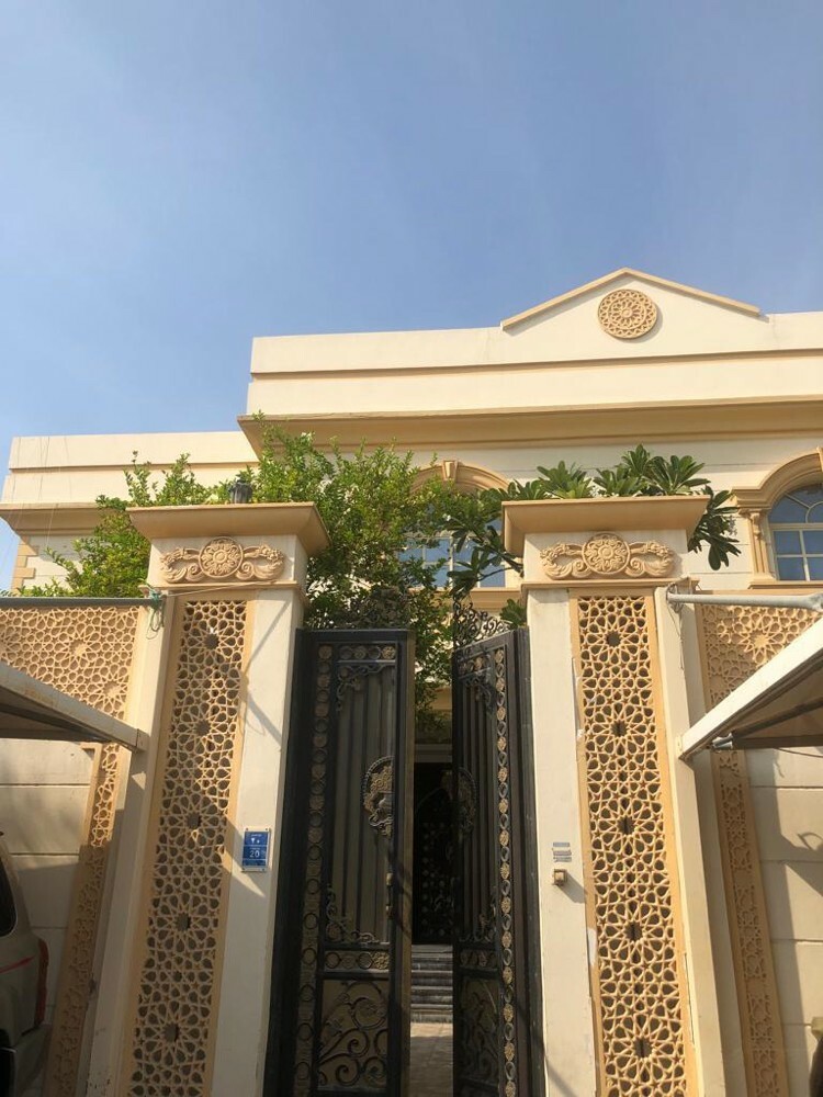 فيلا للبيع عين خالد مفروشة موقع م - 3