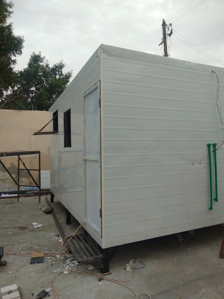 Caravan, cabin & toilet sale - 4