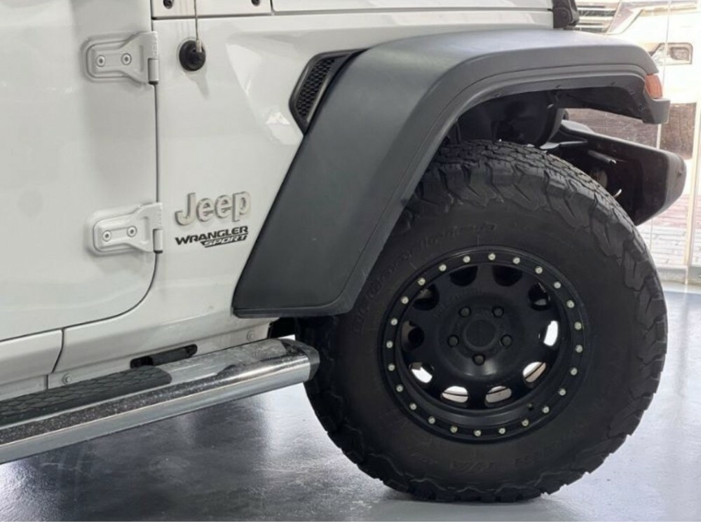 Jeep Wrangler Sport - 8