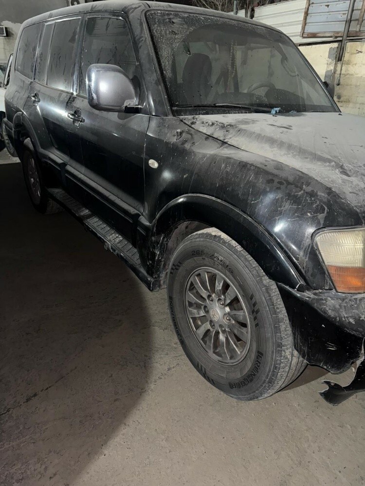 mitsubishi pajero 2005 - 1