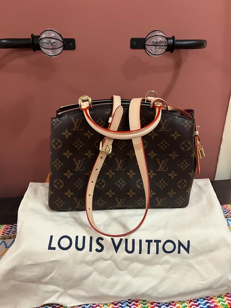 Louis Vuitton pitit palais  - 1