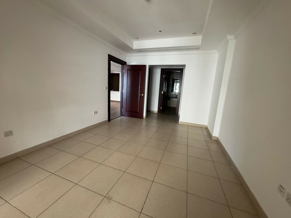 Big 1bhk for rent in the pearl - 4