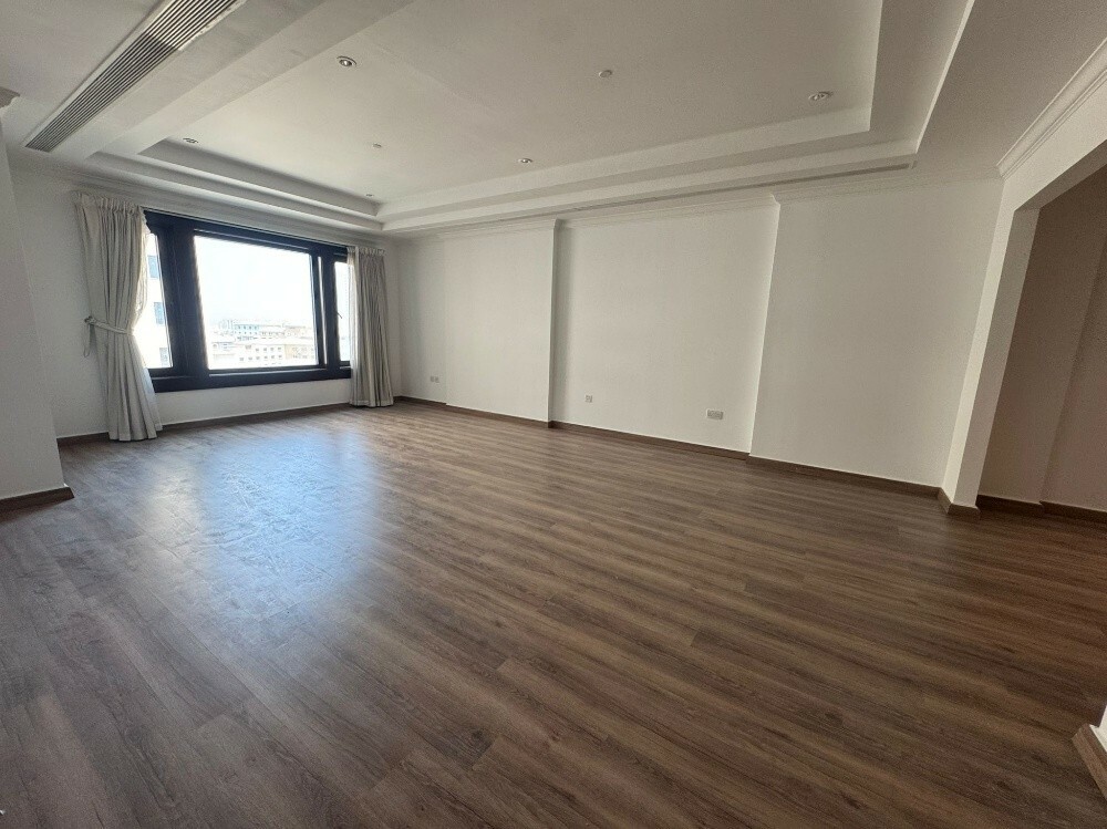 Big 1bhk for rent in the pearl - 3