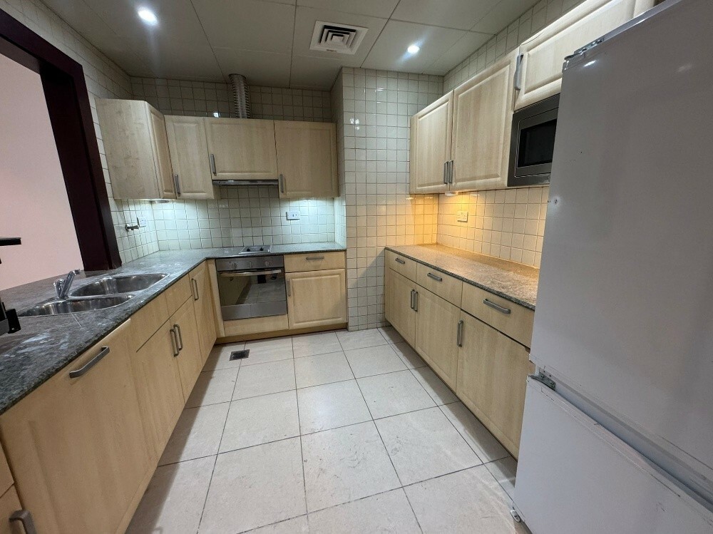 Big 1bhk for rent in the pearl - 6