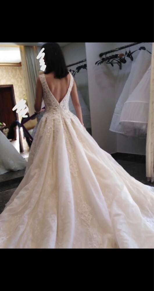 wedding dress with veil / new  - 3