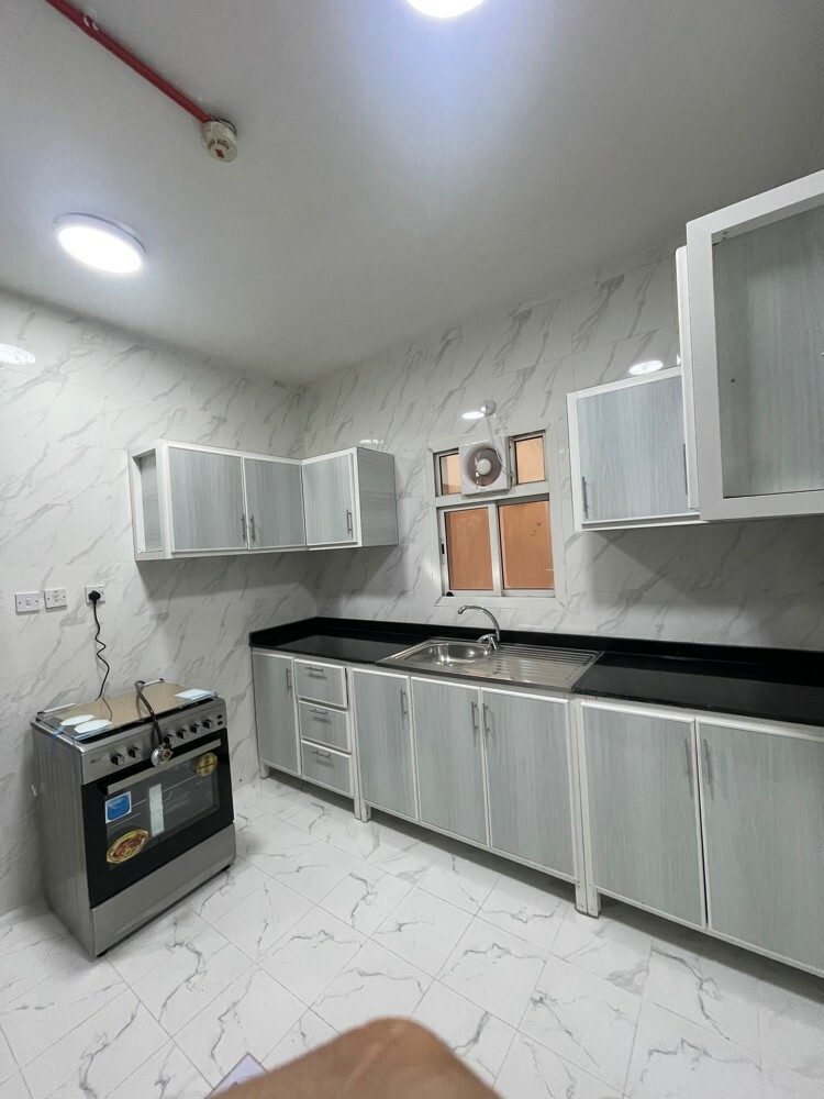 3 bhk in bin Mahmoud  - 5