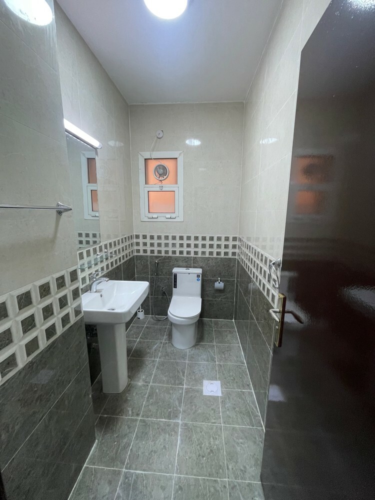 3 bhk in bin Mahmoud  - 7