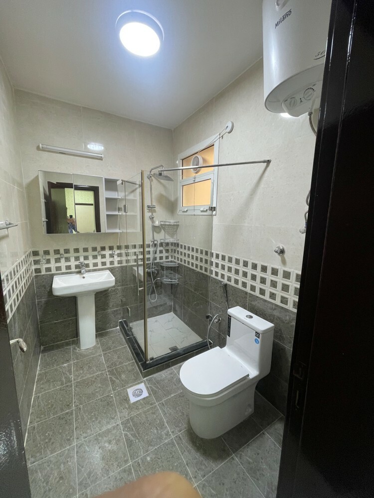 3 bhk in bin Mahmoud  - 6