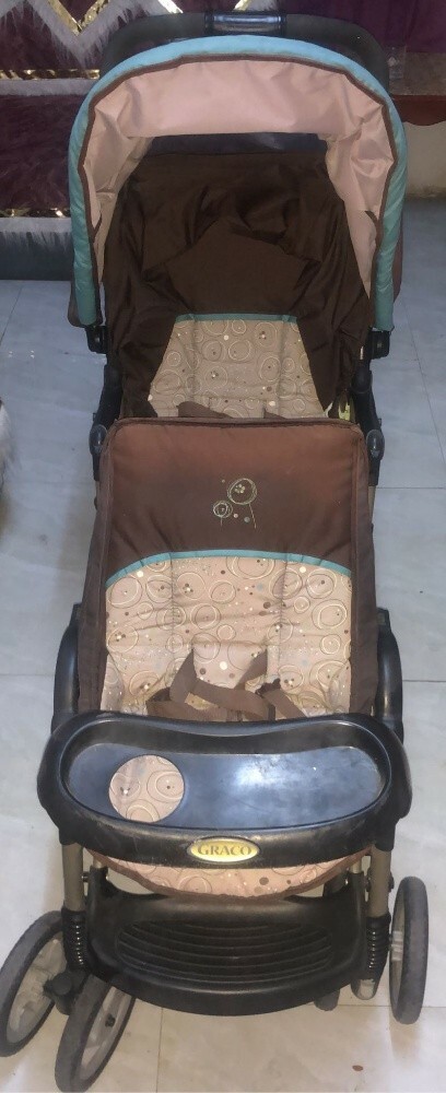 stroller - 1