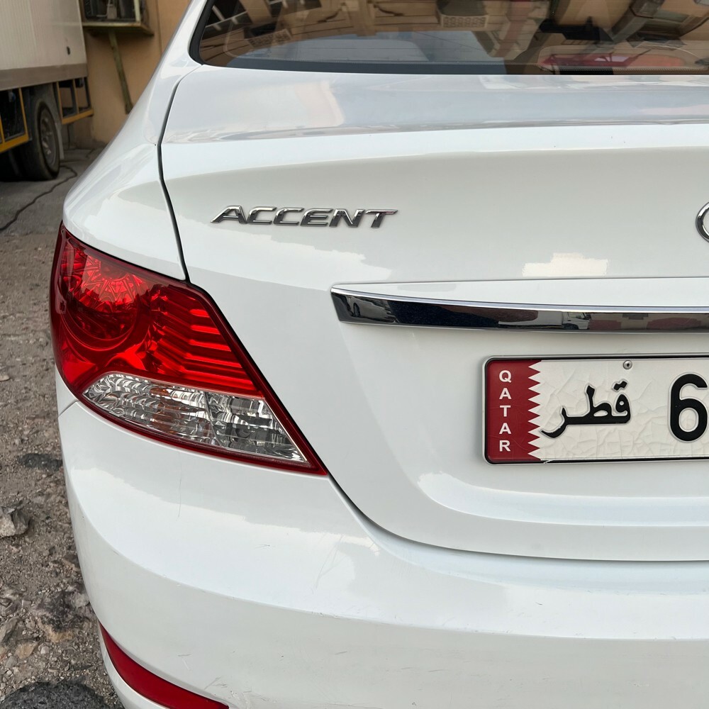 Hyundai Accent 1.6 - 4