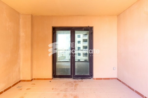 Modern 1-BHK with Generous Space - 6