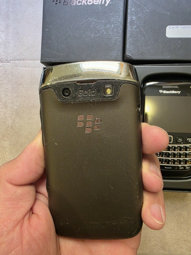 New BlackBerry mobile - 8