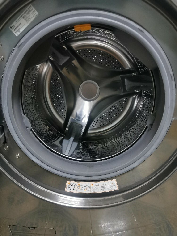 2in1 LG washing machine 17/9 kg. - 3