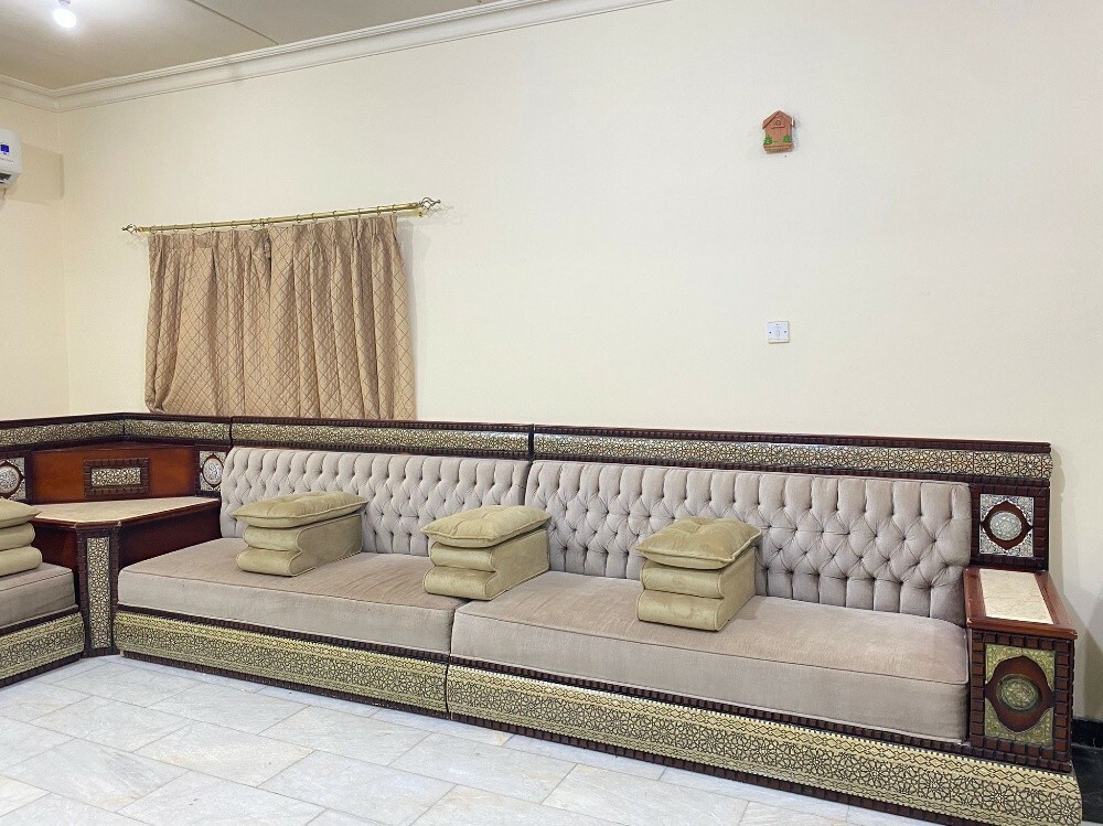 majlis / sofa set for sale - 4