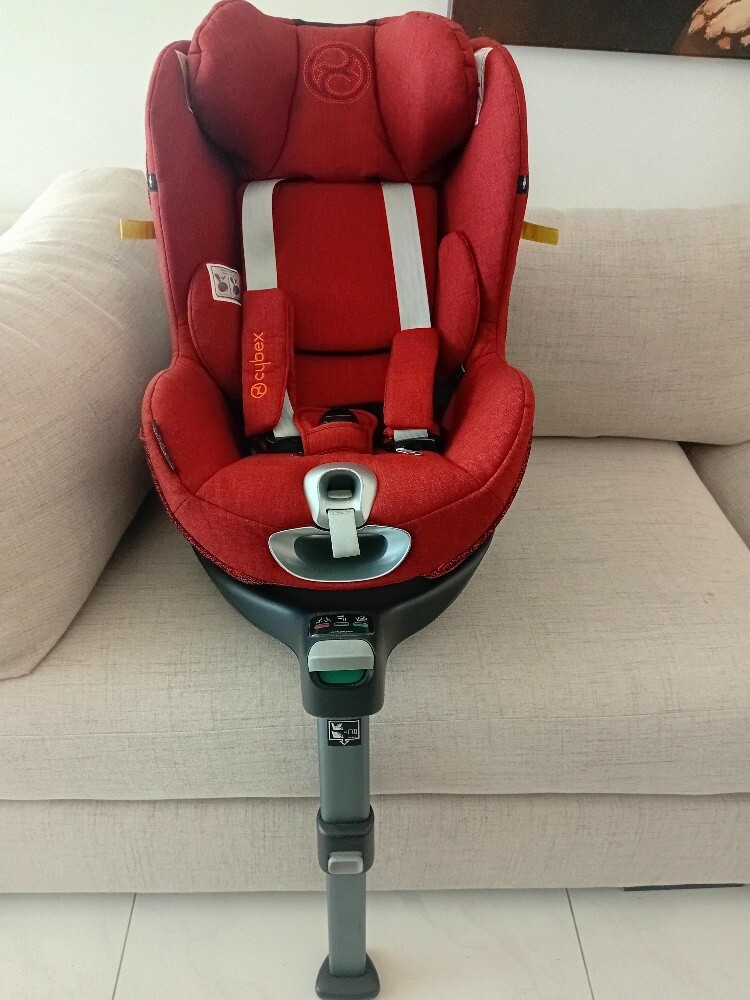 Cybex Sirona Z car seat - 1