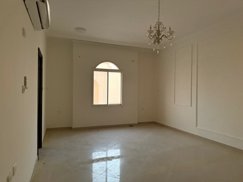 مبنى تجارى للبيع معيذر استثمار  - 10